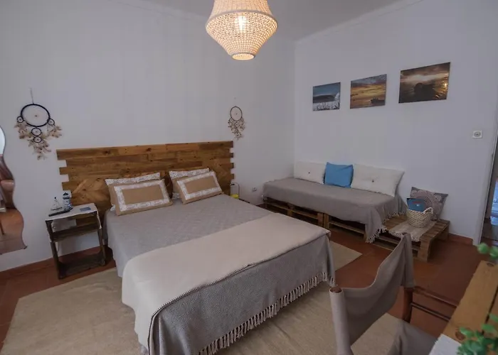 Casa Do Mar - Big Wave Spotter House בית הארחה נאזרה